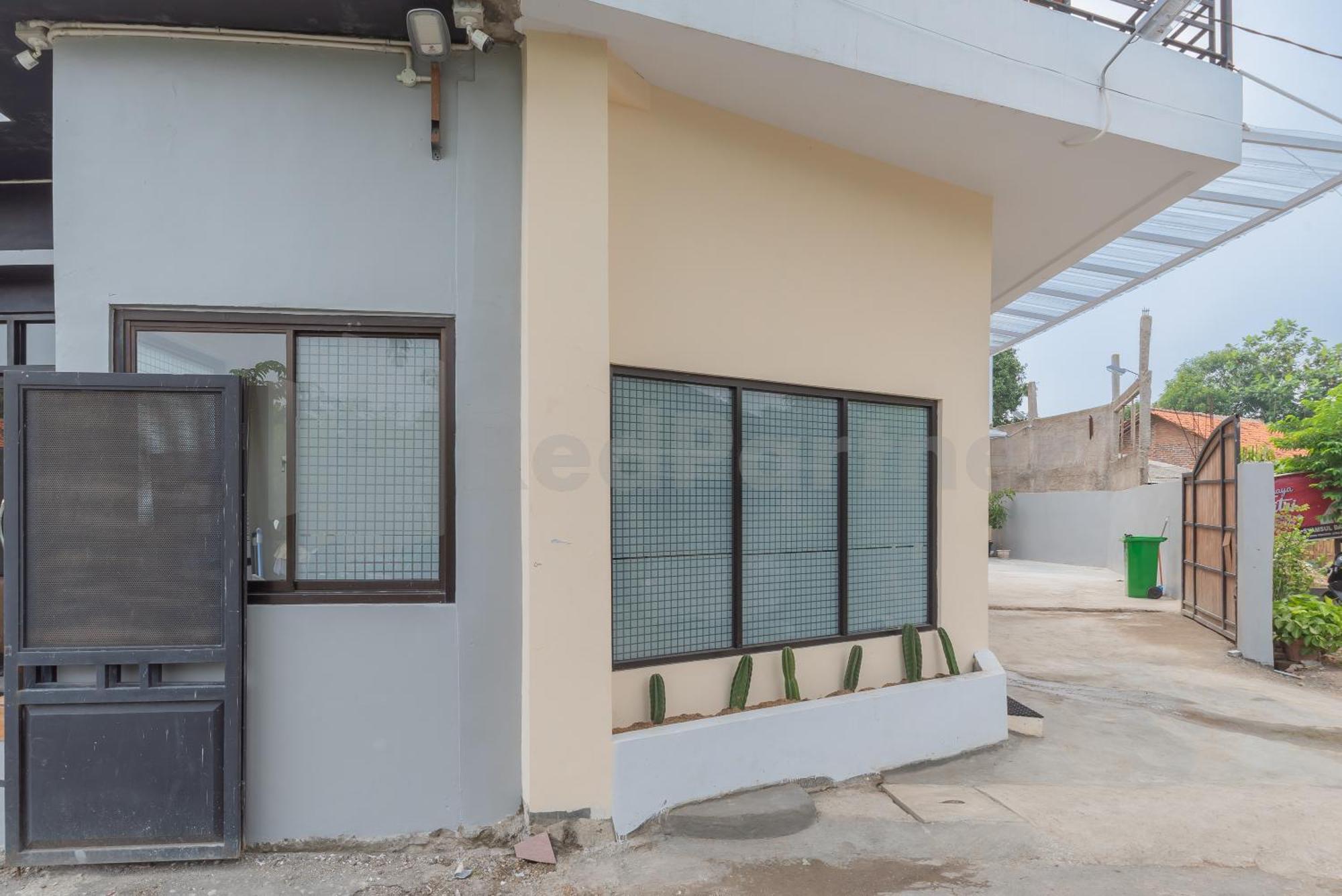 Rumah Panda Guesthouse Redpartner Tangkil  Kültér fotó